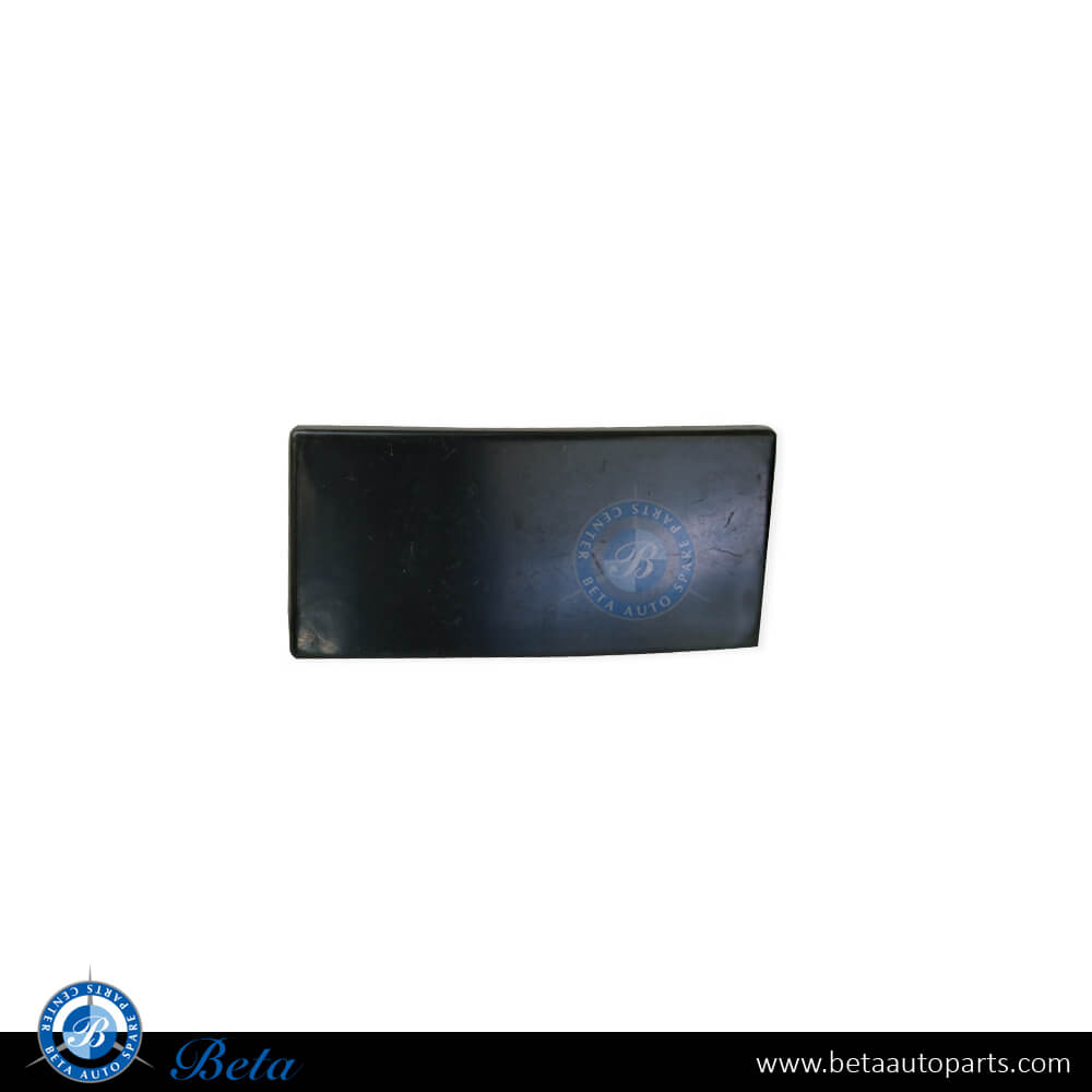 Right Side Front Bumper Tow Cover for Volkswagen Touareg 2015-2017 models, Part Number 7P6807156 Right Side Front Bumper Tow Cover for Volkswagen Touareg 2015-2017 models, Part Number 7P6807156